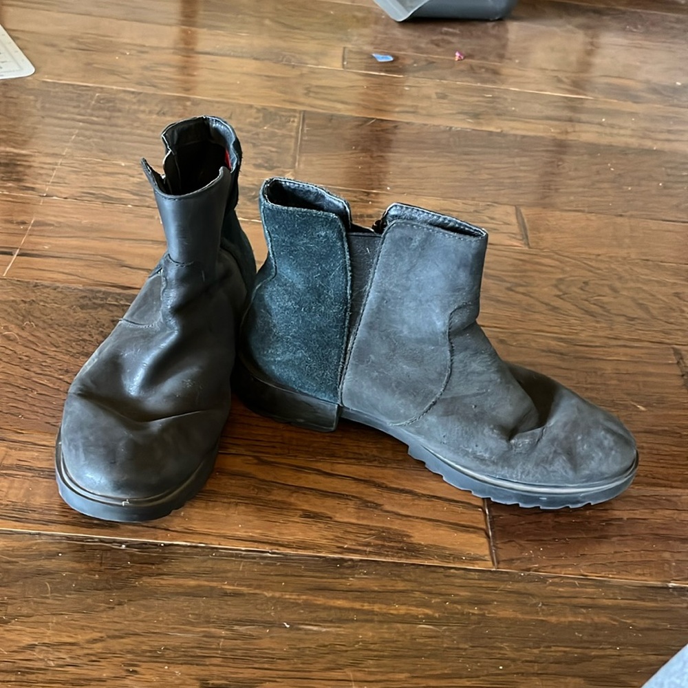 Sorel Booties!